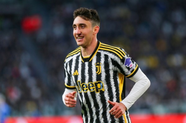 坎比亚索：有人说尤文只能排意甲第四、第五，这种预测听听就好