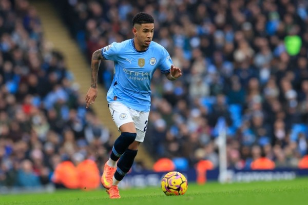 记者：热刺有意曼城边锋萨维尼奥，转会费可能超过4500万镑