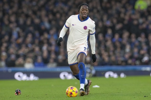 英媒：狼队关注切尔西双星迪萨西、大卫-福法纳